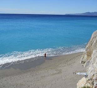Strand am Hafen in südl. Richtung 