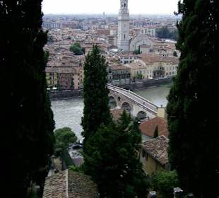 Blick vom Castell San Pietro auf Verona