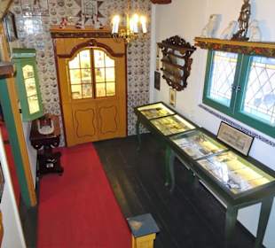 Rundgang durch die Museumsräume des Hauses Samson