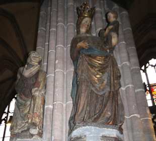 Heiligestatuen