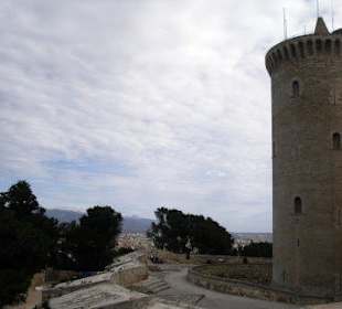 Turm an der Außenanlage