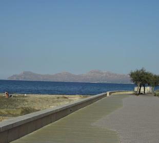 Promenade in der nähe des Hotels Ferrer