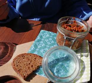 Vor dem Familia Bistro Garbary beim Mittagessen
