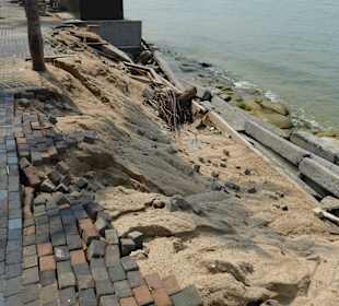 Die Promenade nach einem Regenguss