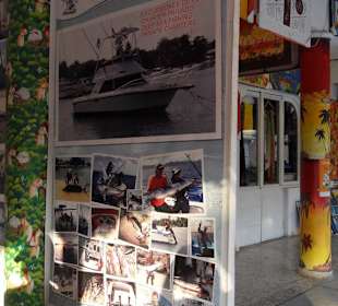 Hinweisschild an der Strasse