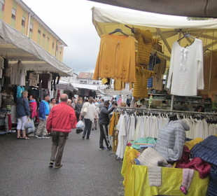 Wochenmarkt in Bergamo