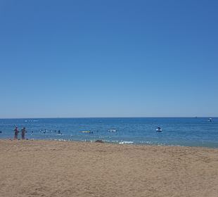 Strand Side