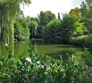 Rundgang durch den Edgar-Deichmann-Park