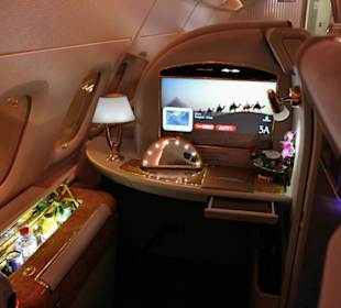 Emirates Airbus A 380-800, First Class