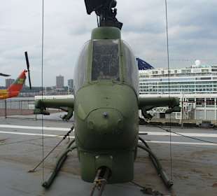 Auf der USS Intrepid