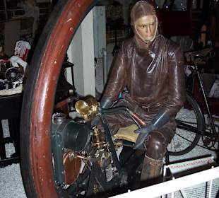 Erstes Einrad-Motorrad