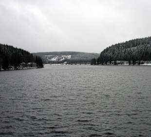 Blick über den Stausee