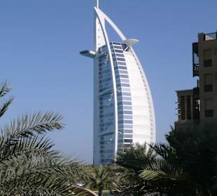 Blick auf das Burj al Arab vom Souk