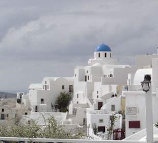 Straßenansicht von Oia