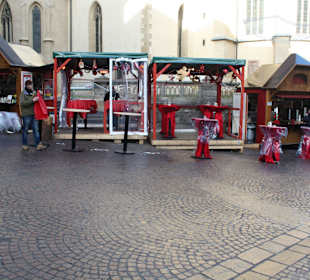 Weihnachts- und Silvestermarkt rund um St. Jakob
