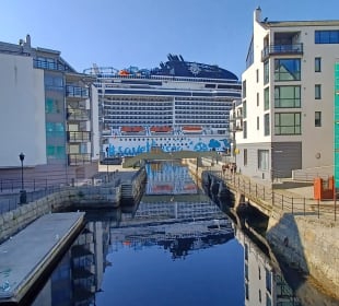 Alesund und MSC Euribia