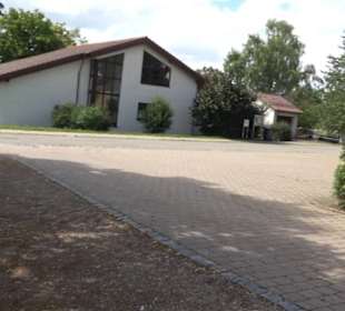 Karl-Wörner-Platz Auingen