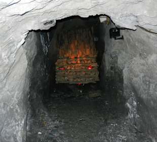 Röderstollen -  Feuer um das Eisenerz abzu spalten