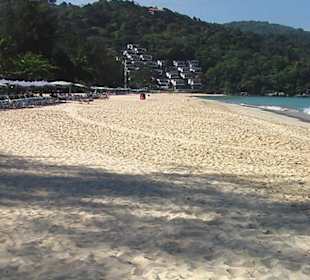 Kleiner schöner Sandstrand 
