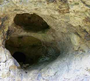 Die Höhle