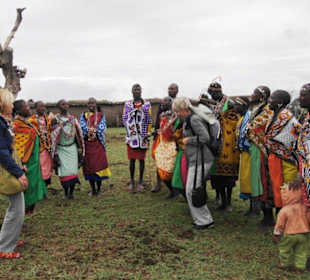 Besuch bei den Massai
