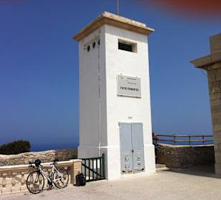 Aussichtsplattform mit Restauration (im Rücken)