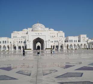 Qasr Al Watan