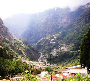 Dolina zakonnic widziana z gór