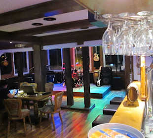 Pub Restaurant Piano