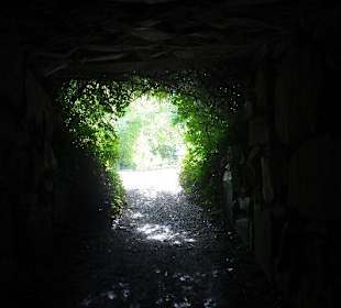 Ausgang von der Wolfshöhle