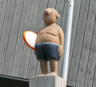 Der Mann am Kliff in Sahlenburg (beim Rest. Kliff)