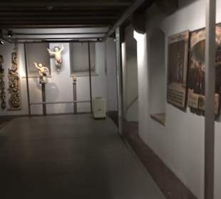 Erdgeschoss - Kirchengeschichte - Mittelalter 