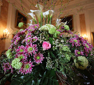 Blumenschmuck im Schloss