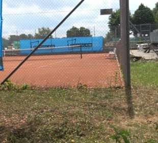 Tennisplatz Kuppingen 