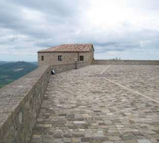 Крепость Сан-Лео