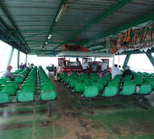 Fähre zwischen Centre-Point-Pier und Koh Chang