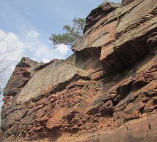 Ehemalige Vorburg, jetzt Kletterfelsen