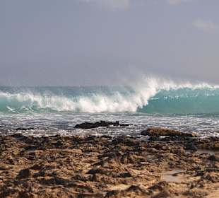 Fale w okolicy Corralejo
