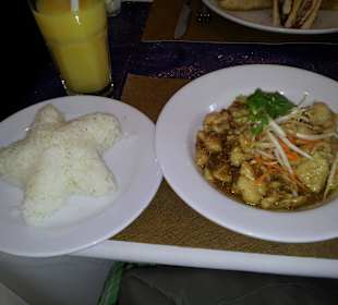 Fried chicken with garlic and pepper