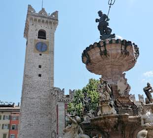 Bei der Piazza del Duomo (Domplatz) von Trient