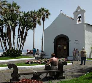 Kirche an der Promenade