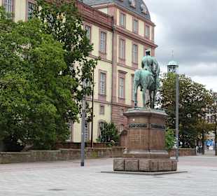Reiterdenkmal für Großherzog Ludwig IV