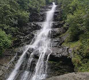 Schleierfall / Schleierwasserfall