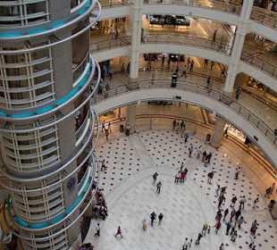 Wewnatrz Twin Towers