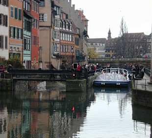Flußrundfahrt durch Straßburg