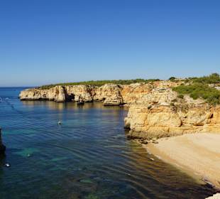 Nachbarbucht der Praia da Marinha
