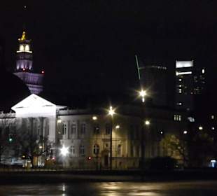 Skyline von Warschau bei Nacht