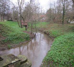 Die Queich am Ludwigstor