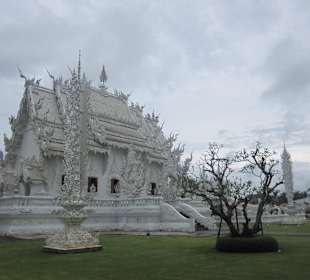 Wat Rong Khun Temple