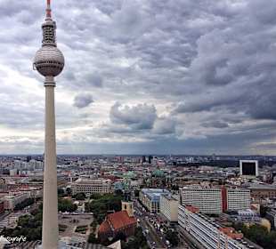 Blick zum Fernsehturm vom Hotel Park Inn